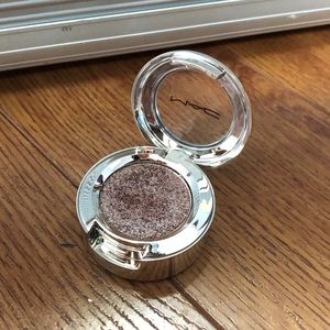 MAC Cosmetics- Eyeshadow